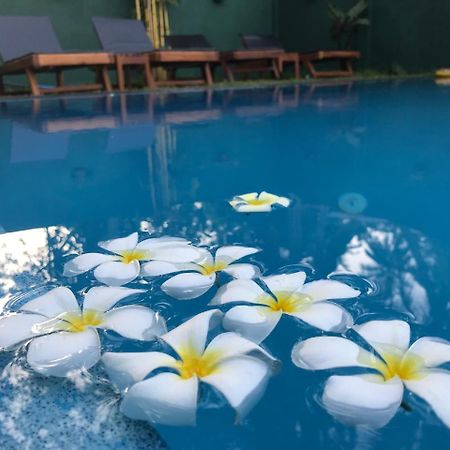Crescent Resort Galle Exterior photo