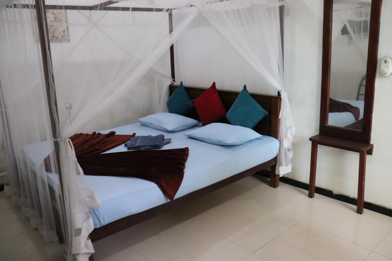 Crescent Resort Galle Exterior photo