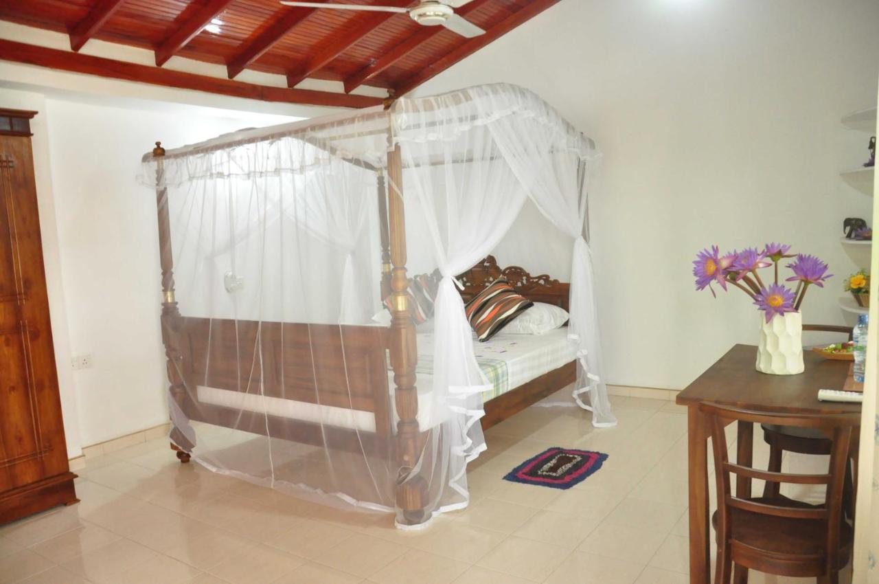 Crescent Resort Galle Exterior photo